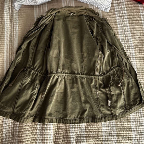 Army green military style jacket - Picture 5 of 17